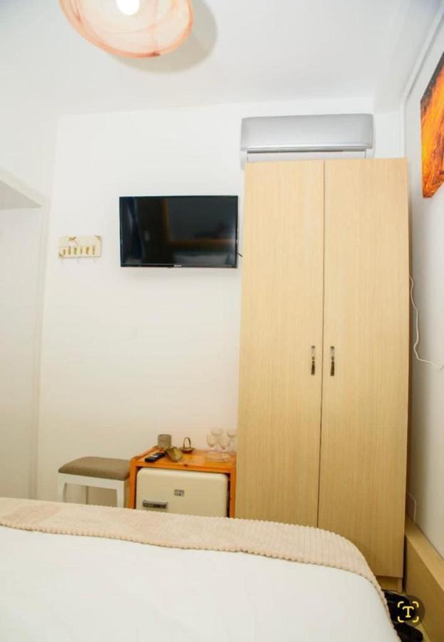 Bistro Centru Vechi Craiova Hotel ภายนอก รูปภาพ